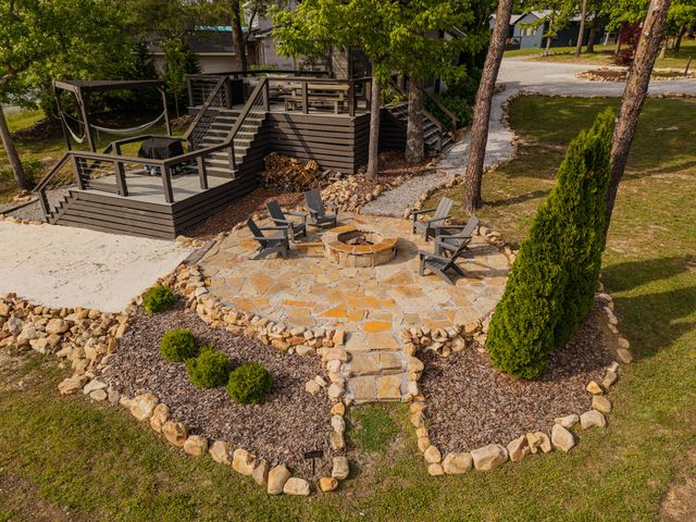19 Lillypad Ln, Tracy City, TN 37387