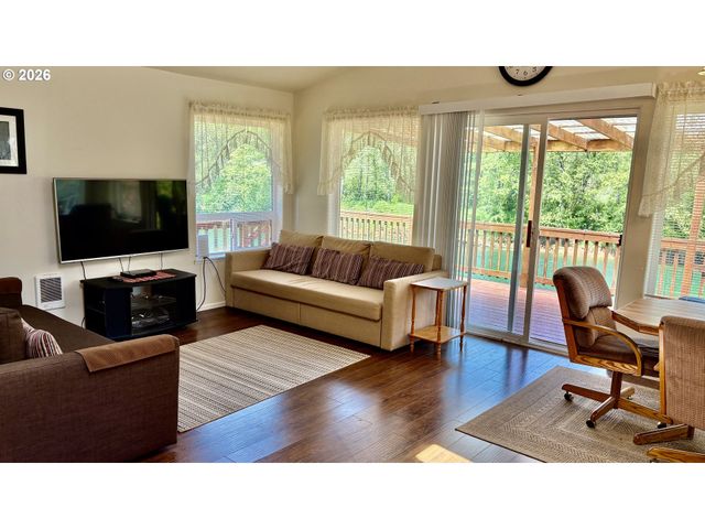 8364 SILETZ Hwy, Siletz, OR 97380