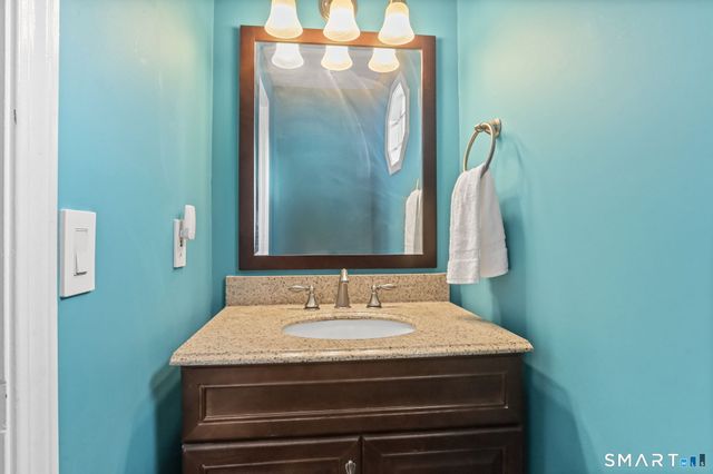 44 Pleasant Street 12, Stamford, CT 06901