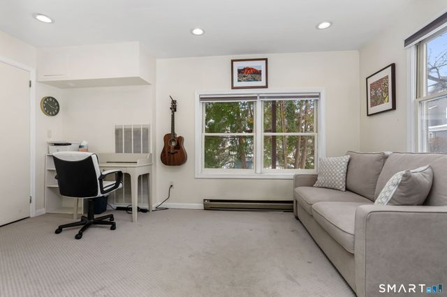 44 Pleasant Street 12, Stamford, CT 06901