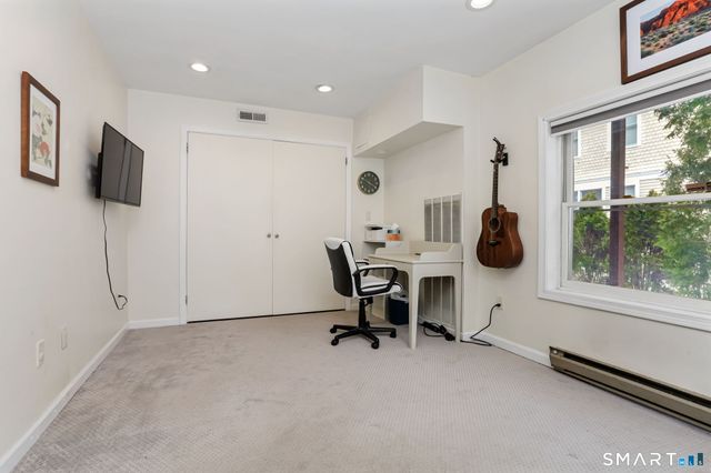 44 Pleasant Street 12, Stamford, CT 06901