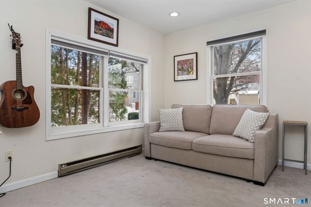 44 Pleasant Street 12, Stamford, CT 06901