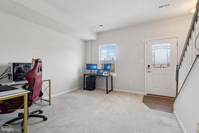 27 SIDNEY LN, Stratford, NJ 08084