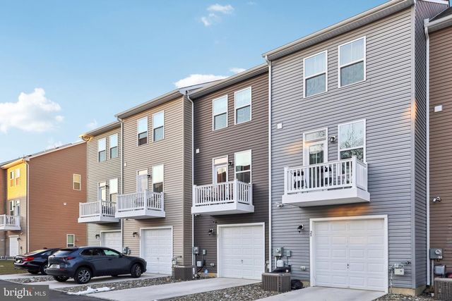 27 SIDNEY LN, Stratford, NJ 08084