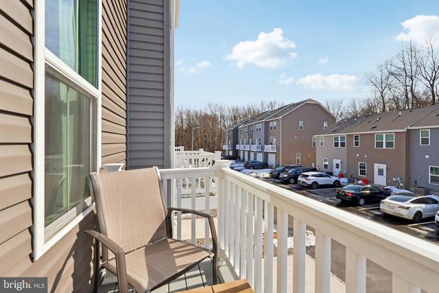 27 SIDNEY LN, Stratford, NJ 08084