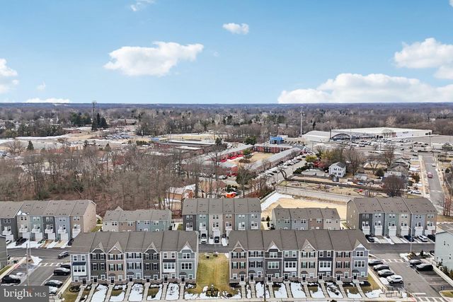 27 SIDNEY LN, Stratford, NJ 08084