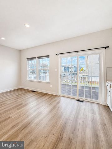 19439 SPOKAN SQ, Leesburg, VA 20175