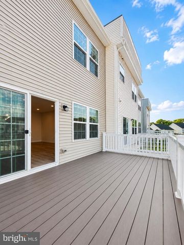 19439 SPOKAN SQ, Leesburg, VA 20175