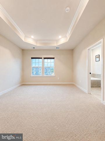 19439 SPOKAN SQ, Leesburg, VA 20175