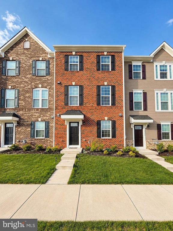19439 SPOKAN SQ, Leesburg, VA 20175