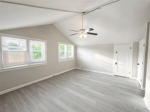 5766 Jennings Station Road, St Louis, MO 63136