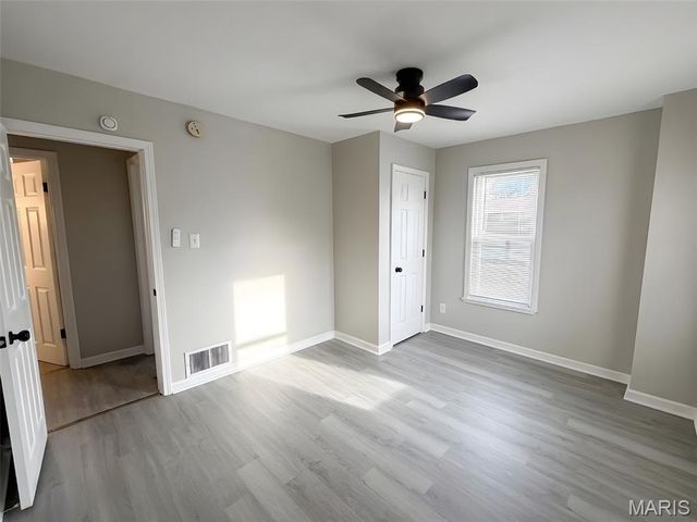 5766 Jennings Station Road, St Louis, MO 63136