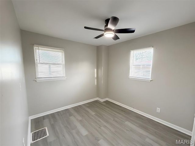 5766 Jennings Station Road, St Louis, MO 63136