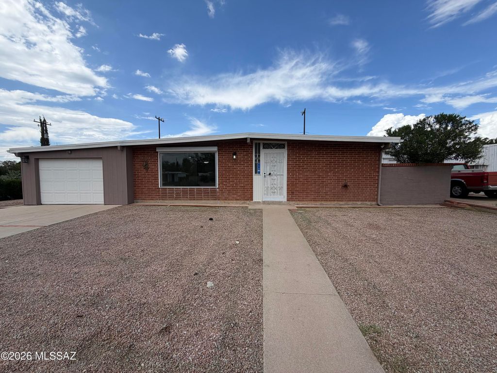 7343 E 29th Street, Tucson, AZ 85710