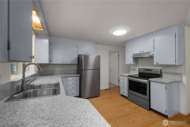 110 E Shannon Place, Shelton, WA 98584