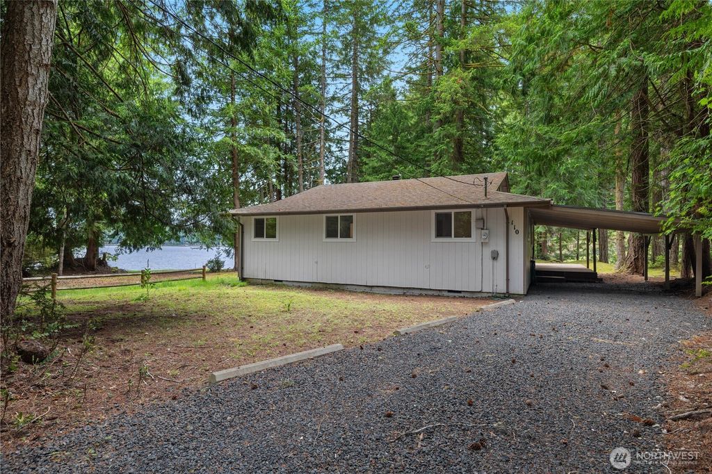 110 E Shannon Place, Shelton, WA 98584