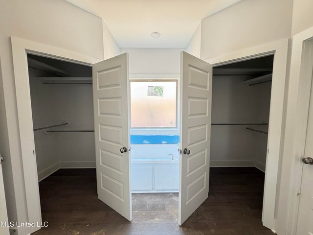 751 Magnolia Point Circle, Pearl, MS 39208
