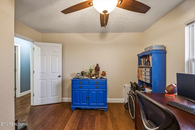 220 Autumn Lane, Madisonville, TN 37354