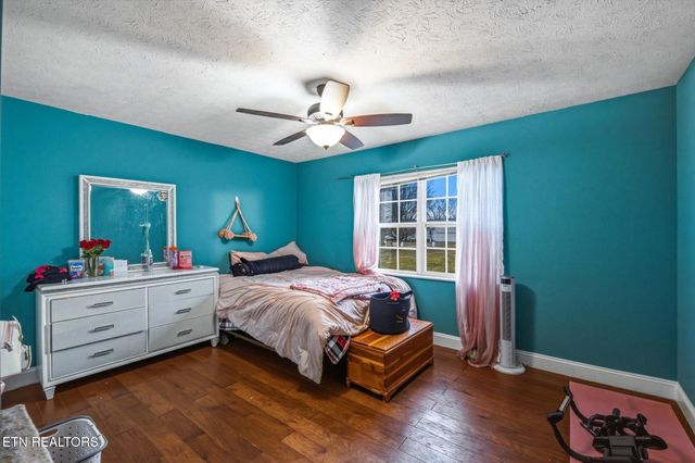 220 Autumn Lane, Madisonville, TN 37354