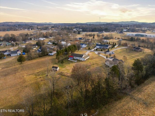 220 Autumn Lane, Madisonville, TN 37354