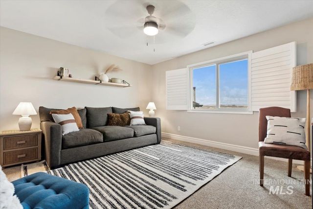 24542 Kenridge Rd, Caldwell, ID 83607