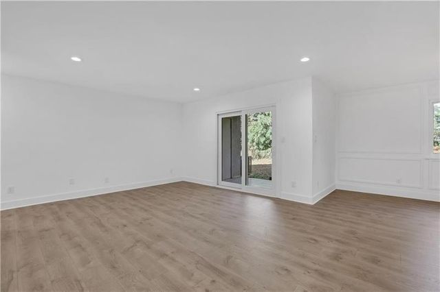 2396 Lawrenceville Highway V, Decatur, GA 30033