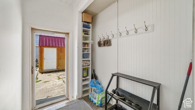 2065 ROBINS AVE, Ogden, UT 84401