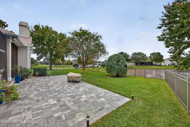 12100 RED BARN Court, Jacksonville, FL 32226