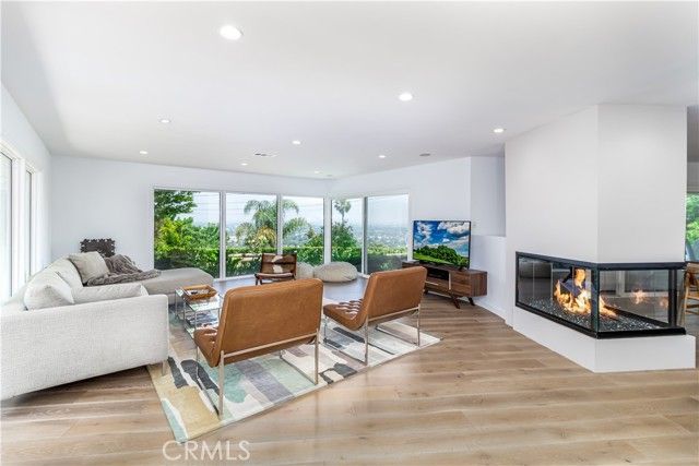 3546 Berry Drive, Studio City (los Angeles), CA 91604