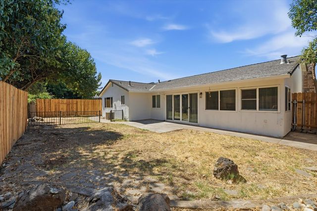 9664 Elmira Cir, Sacramento, CA 95827