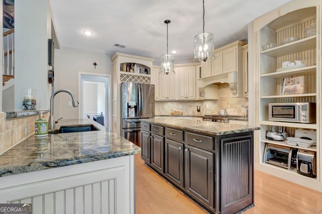 374 Persimmon Drive, Sharpsburg, GA 30277
