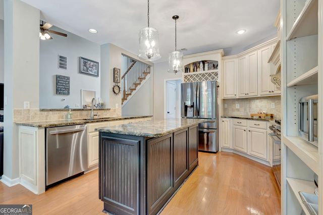 374 Persimmon Drive, Sharpsburg, GA 30277