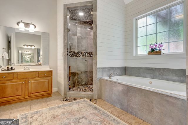 374 Persimmon Drive, Sharpsburg, GA 30277