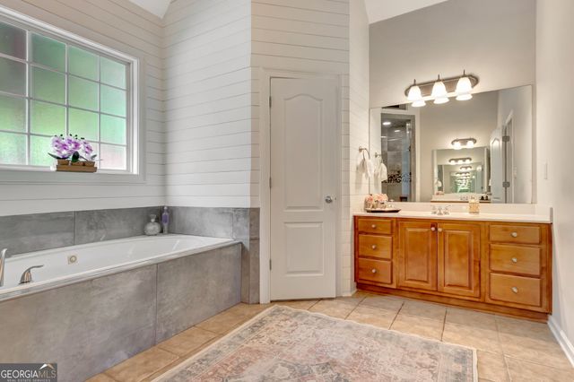 374 Persimmon Drive, Sharpsburg, GA 30277