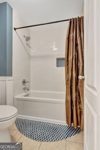 374 Persimmon Drive, Sharpsburg, GA 30277