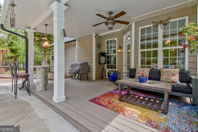 374 Persimmon Drive, Sharpsburg, GA 30277