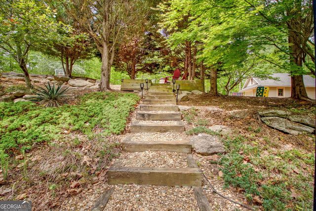 374 Persimmon Drive, Sharpsburg, GA 30277