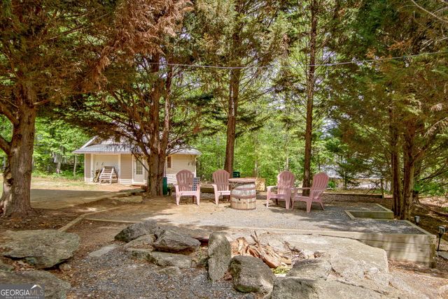 374 Persimmon Drive, Sharpsburg, GA 30277