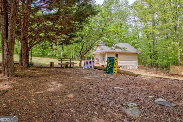 374 Persimmon Drive, Sharpsburg, GA 30277