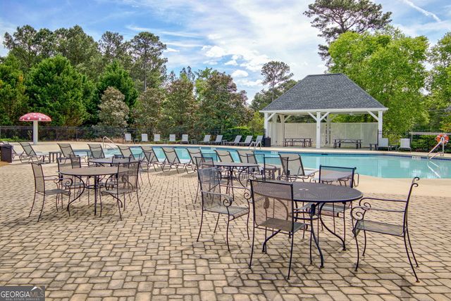 374 Persimmon Drive, Sharpsburg, GA 30277