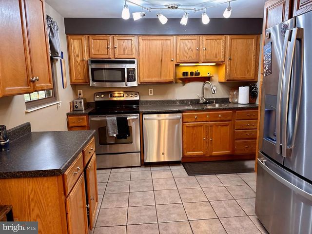 3614 ORCHARD CT, Reading, PA 19606