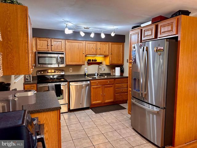3614 ORCHARD CT, Reading, PA 19606