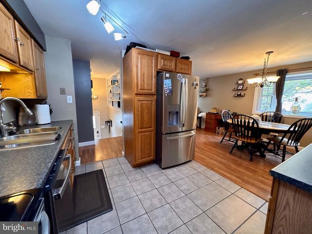 3614 ORCHARD CT, Reading, PA 19606