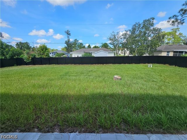 1211 McKinley AVE, Lehigh Acres, FL 33972