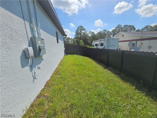 1211 McKinley AVE, Lehigh Acres, FL 33972