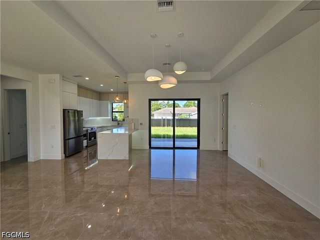 1211 McKinley AVE, Lehigh Acres, FL 33972