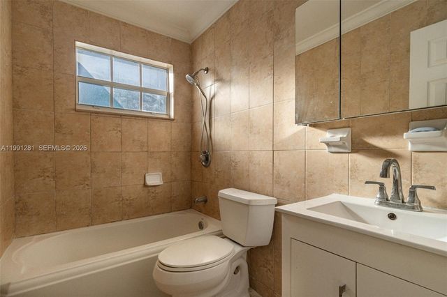 1518 NW 65th St 0, Miami, FL 33147