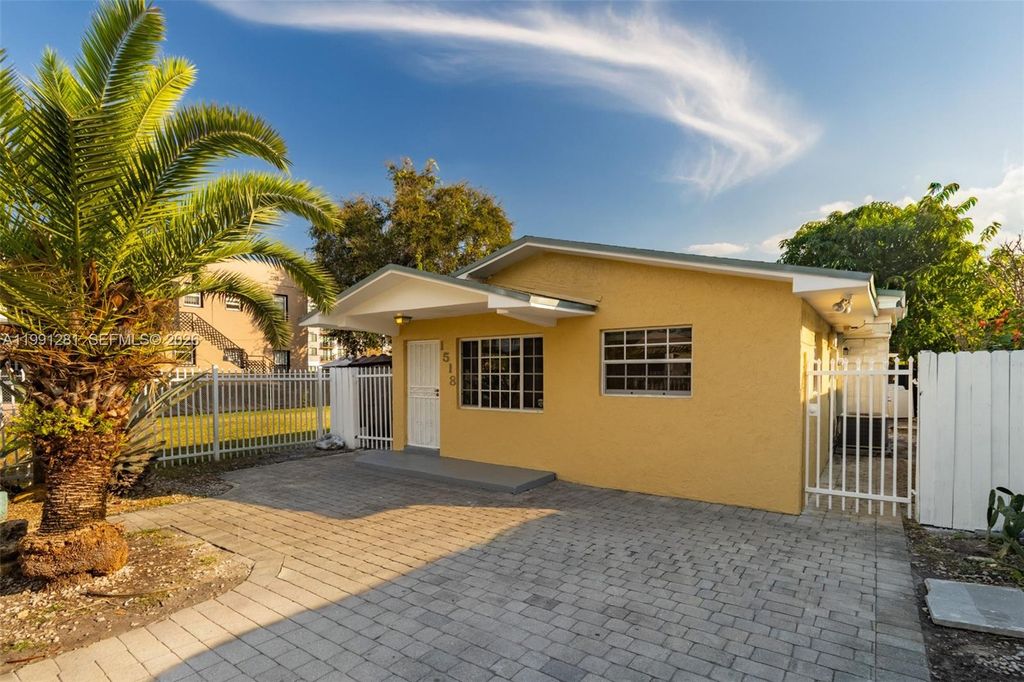 1518 NW 65th St 0, Miami, FL 33147