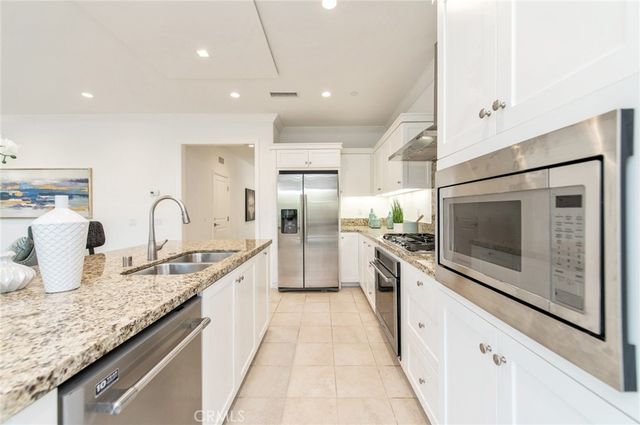 97 Decker, Irvine, CA 92620