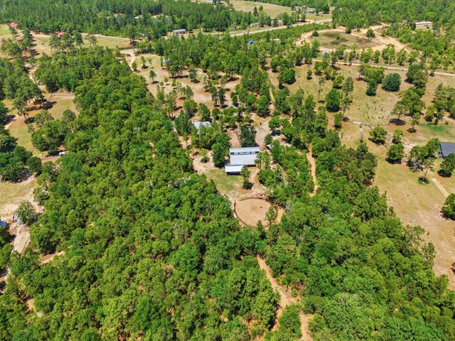 149 Pearl Bonnett Road, Windsor, SC 29856